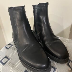 Franco Sarto 8.5 black leather boots